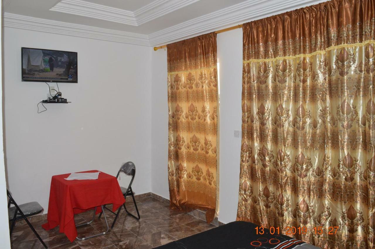 Sukuta Nema Guest House Bandżul Zewnętrze zdjęcie